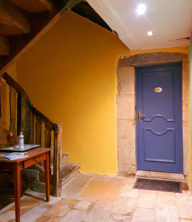 Home Nantua Studio Meubles Ain-Jura Екстериор снимка
